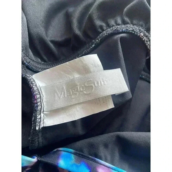 Magicsuit Swimsuit Size 10 Kat One Piece Ultraviolet Tummy Control ($174) Purple - Picture 8 of 10